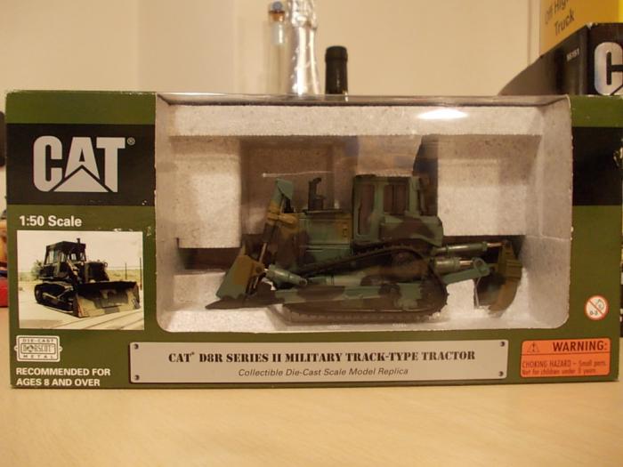Cat D8R militare