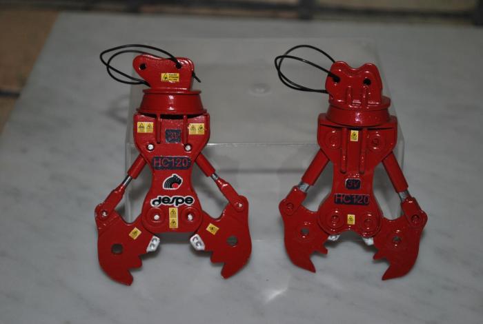 Pinza HC120 autocostruita