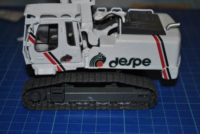 Liebherr 944