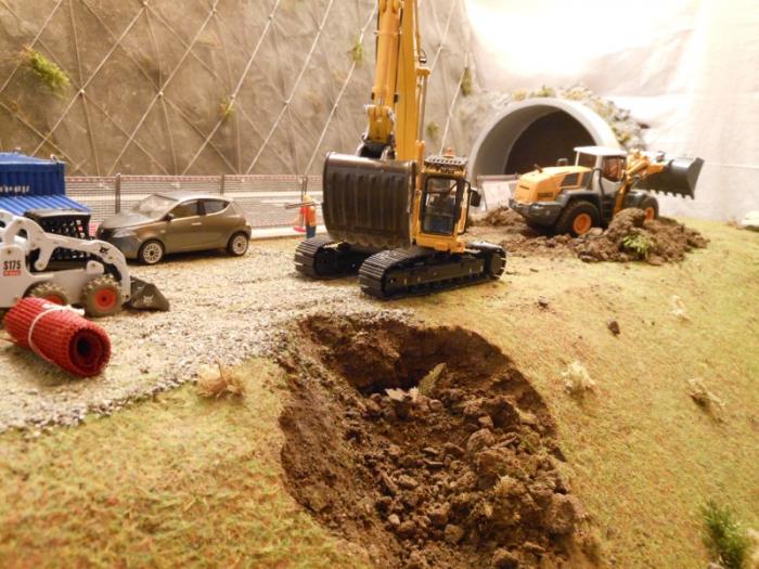 operai preparano rete