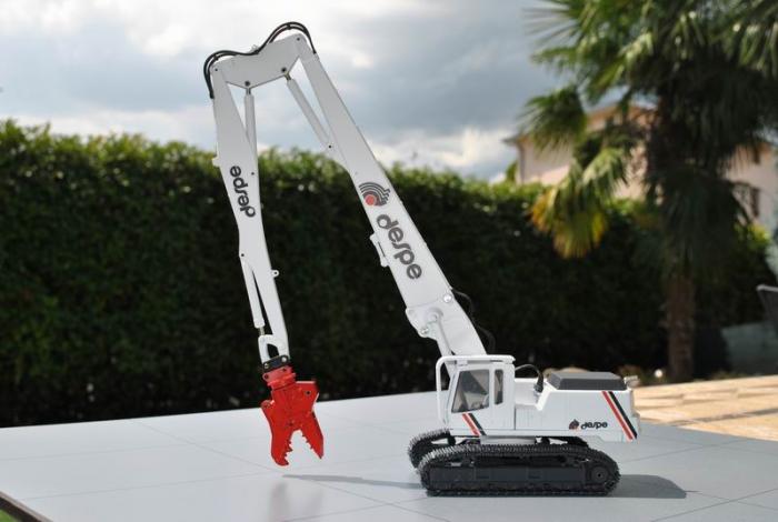 Liebherr R954BV