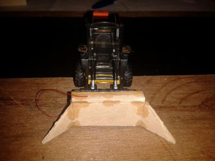 Stendi asfalto per minipala