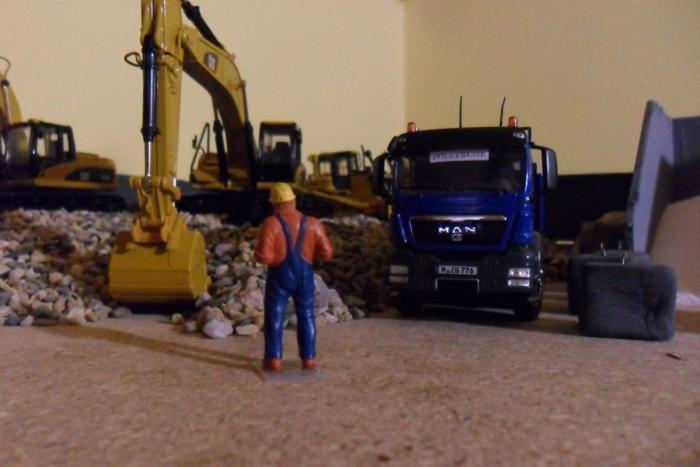 aspetta per caricare.JPG