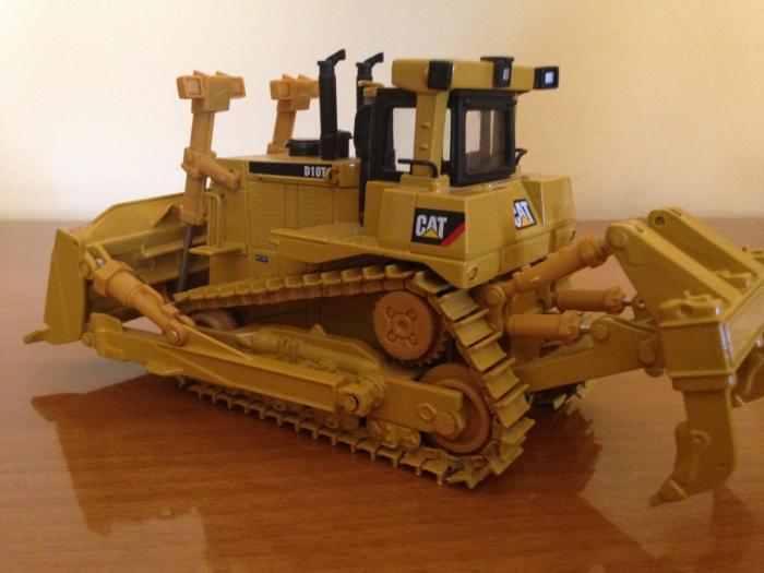 Caterpillar D10T