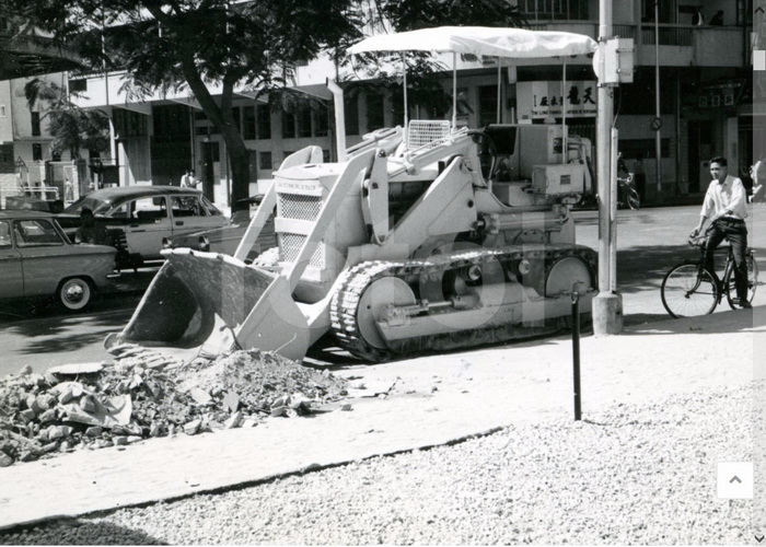 Komatsu