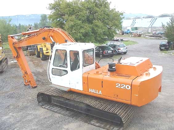 Halla 220LC