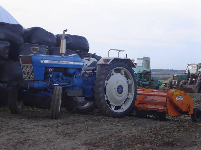 ford 5000