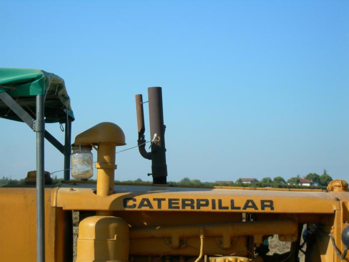 Caterpillar D6