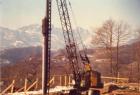 LORAIN L26: Infissione pali fondazione case a Recoaro anni '80